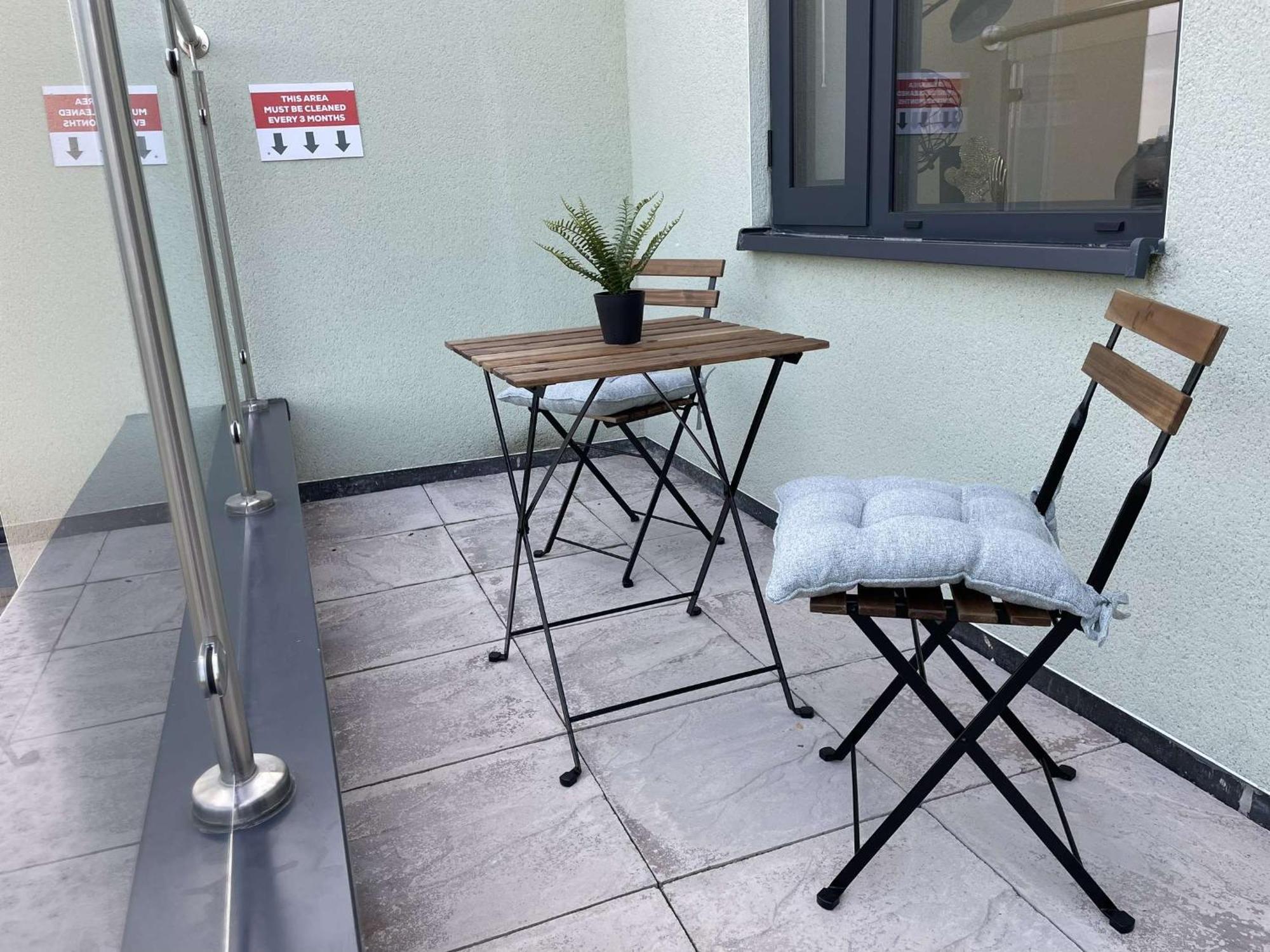Modern 2-Bed Apartment With Balcony, Close To Oxford City Centre With Free Parking 外观 照片