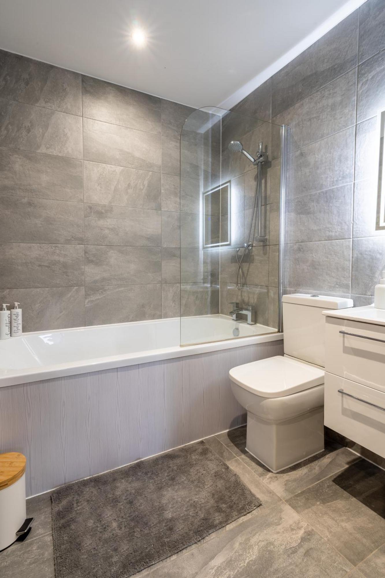 Modern 2-Bed Apartment With Balcony, Close To Oxford City Centre With Free Parking 外观 照片